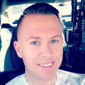 Meet your Posher, Aaron